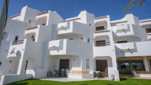 2 bed apartment for sale on clube albufeira